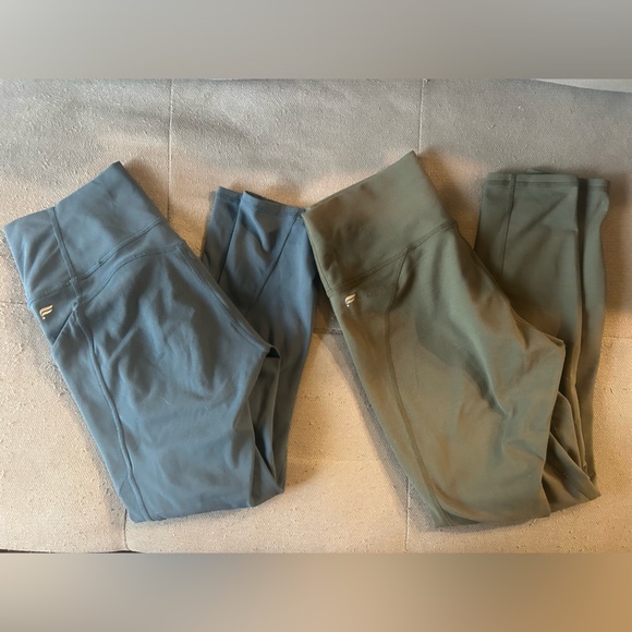 Fabletics bundle - Picture 5 of 5